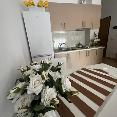 Maison De La Apartment *